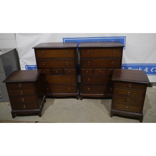 179 - Stag bedroom set comprising of 2 chests of 4 long and 3 short drawers and 2 bedside cabinets 44x32