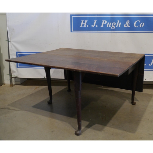 185 - Oak gate leg table 62x50x28