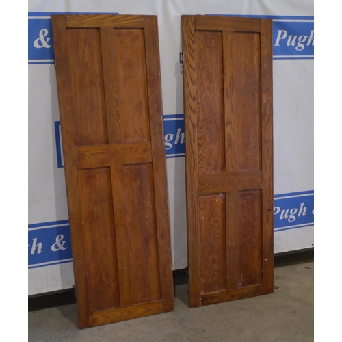 212 - 2 Oak doors 70x24