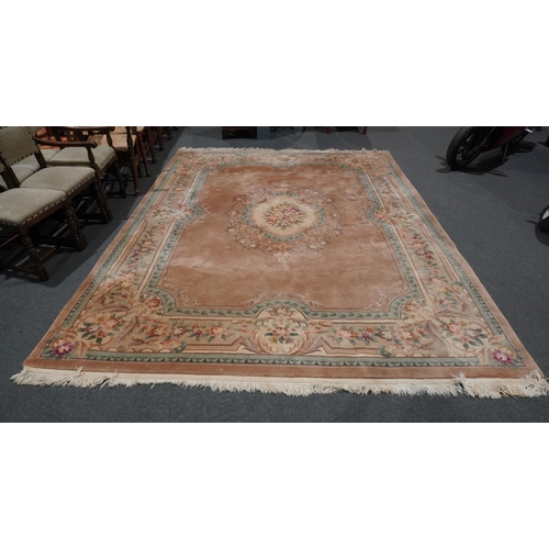 274 - Large floral patterned rug 9x12ft