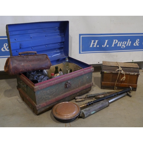 310 - Tin trunk, copper, brass items, old bottles sewing machine