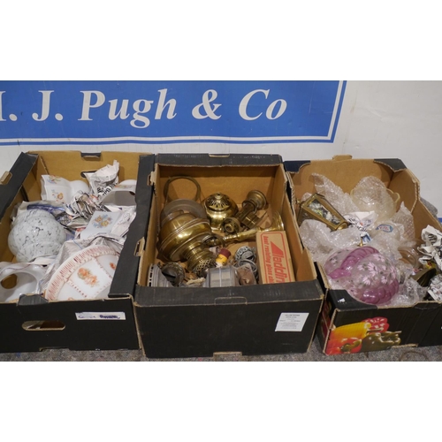 331 - 3 Boxes of oil lamps and shades