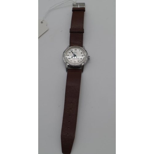 604 - Hafis 17 jewel gents wrist watch