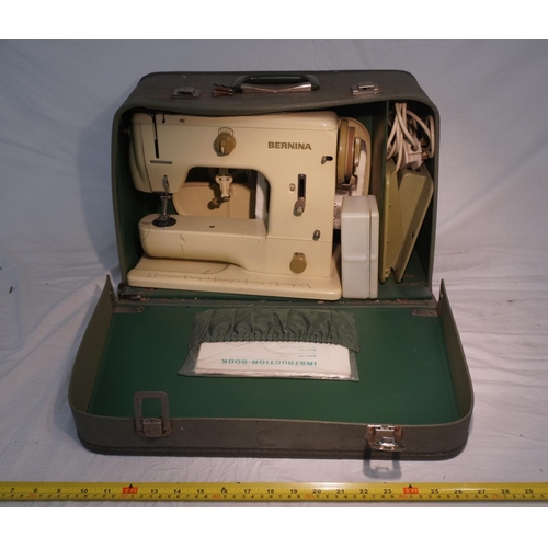 670 - Old Bernina sewing machine in case