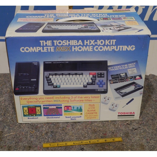 793 - The Toshiba HX-10 kit complete MSX home computing