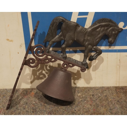 869 - Cast iron horse door bell