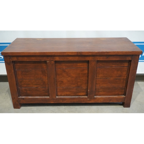 907 - Pine stained coffer 27x54