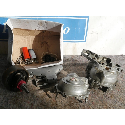 112 - BSA A7 engine bottom end parts