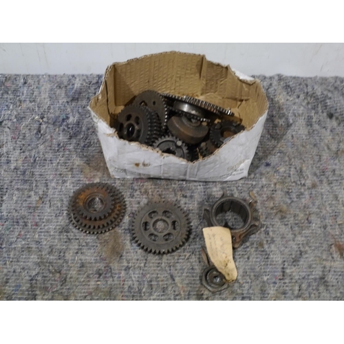 191 - 1961 Triumph STA gearbox set