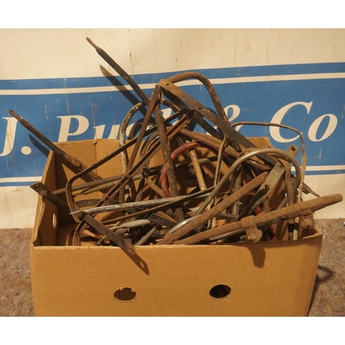 262 - Box of assorted mudguard stays