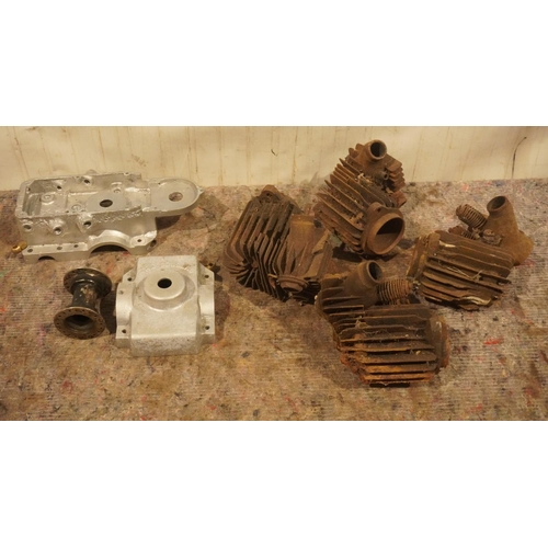 281 - Douglas 2 1/2HP engine cases, barrels etc 1913/14