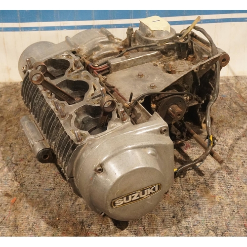 406 - Suzuki GT550 engine parts