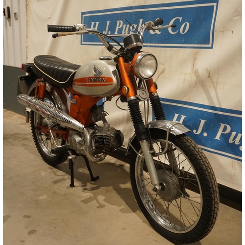 612 - Honda CL70 motorcycle. 72cc. Frame no. CL70 212218. DVLA registered. Reg. FMW 892J.