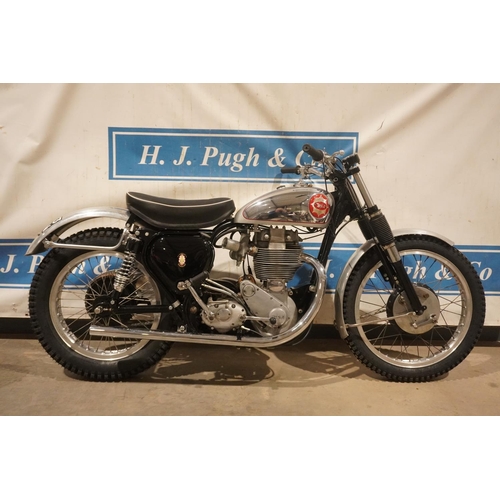 615 - BSA DBD34 Goldstar motorcycle. 1958. Reregistered in 2021. 499cc. Frame no. CB328078. Engine No. DBD... 