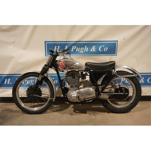 615 - BSA DBD34 Goldstar motorcycle. 1958. Reregistered in 2021. 499cc. Frame no. CB328078. Engine No. DBD... 