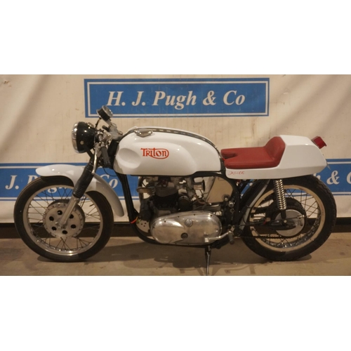 618 - Norton Triton motorcycle. 1970. 650cc. Frame No- 12271336. Triumph Tiger 100 engine. This bike has b... 