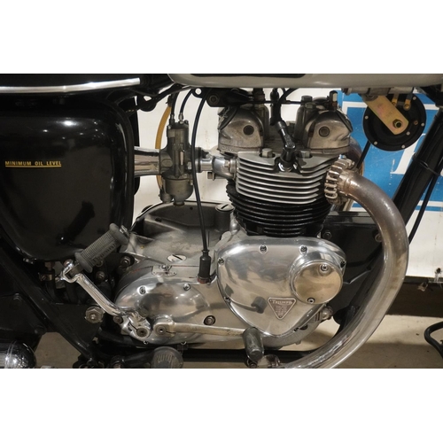 619 - Triumph Tiger T100 motorcycle. 1968. Matching engine and frame numbers. Starts and runs. This bike h... 