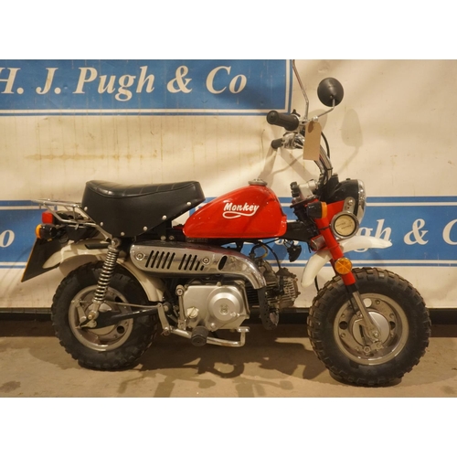 623 - Easy Rider monkey bike. 1998. Model- M50JC50-Q7. 49cc. Frame No- 1000109. Good compression. Reg R940... 