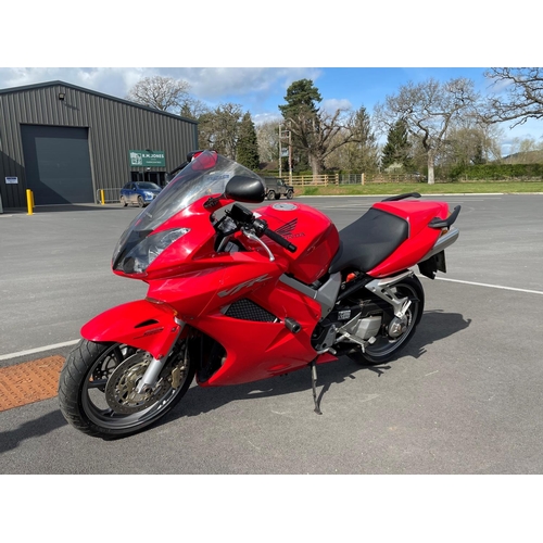 626 - Honda VFR 800 motorcycle. 2005. Very low miles showing on the clock as 7071 miles. MOT until Nov 202... 