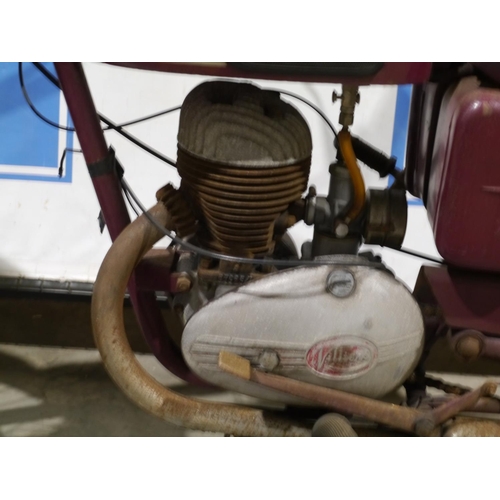 651 - James motorcycle. Barn find, believed complete engine. B7095-1. No docs