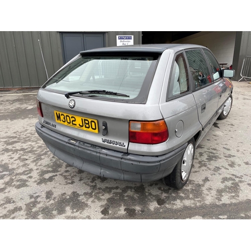 742 - Vauxhall Astra LS Auto 5 door hatchback. 1389cc. 1 Family owner since new. Runs and drives. Always b... 