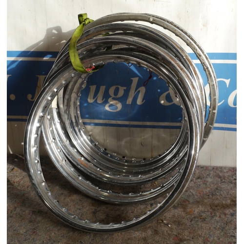 79 - 7 Wheel rims, steel and alloy