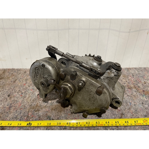 397A - Norton International gearbox. 4 speed.