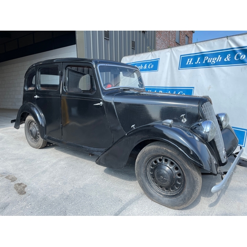 766 - Jowett Super 8 Deluxe 4 door. 1939. Starts and runs. Will need servicing and recommissioning before ... 