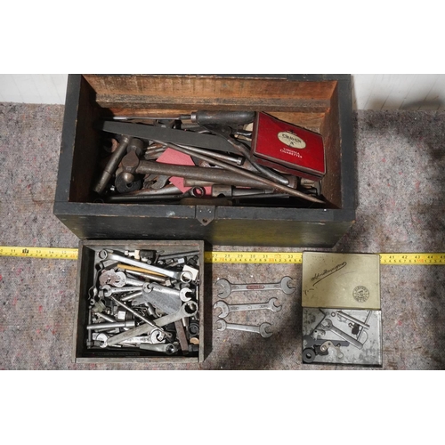 291 - Wooden toolbox and contents