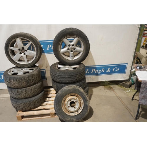 374 - 4 Nissan alloys and tyres and trailer wheel 215/65/R16