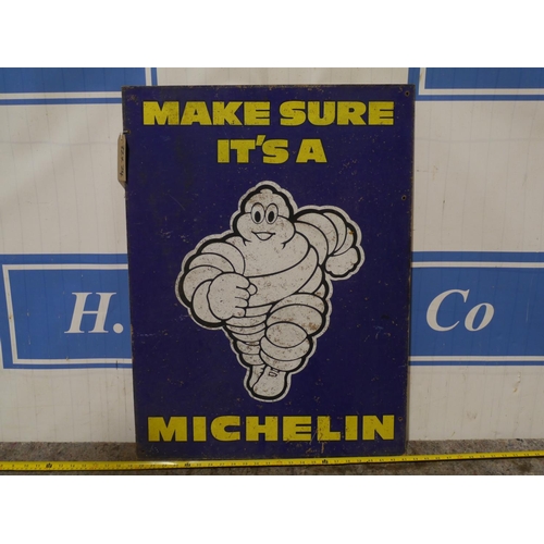 89 - Wooden sign - Michelin 32x24