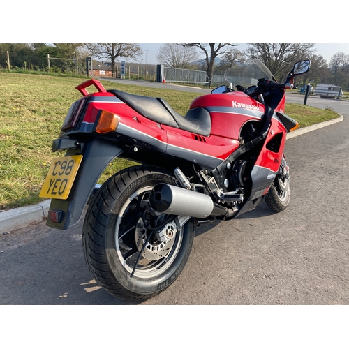 772 - Kawasaki GPZ1000RX motorcycle. 1986. Reg. C98 YEO. New battery, plugs, chain, sprockets, discs from ... 