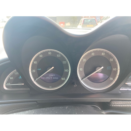 755 - Mercedes SL 350 Auto 2 door. 2003. This car only comes with the secondary key fob and as such we are... 