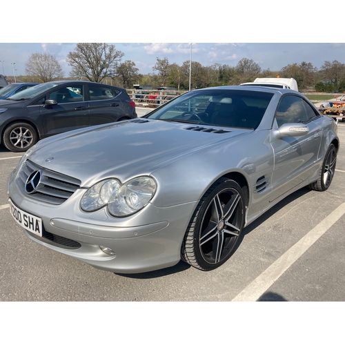 755 - Mercedes SL 350 Auto 2 door. 2003. This car only comes with the secondary key fob and as such we are... 