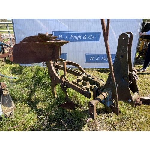 106 - Old plough parts