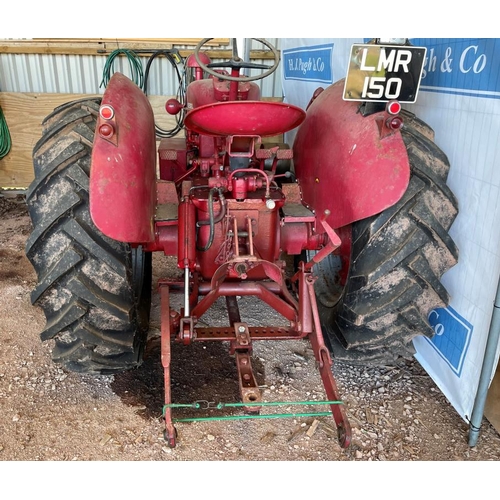 83 - International McCormick BWD6 Super Standard diesel tractor, hydraulics, back end rebuilt by Des Woot... 