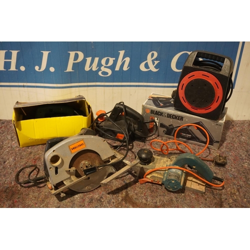 205 - Assorted power tools including Challenge circular saw, Bosch planer etc