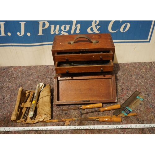 210 - Wooden tool chest and contents