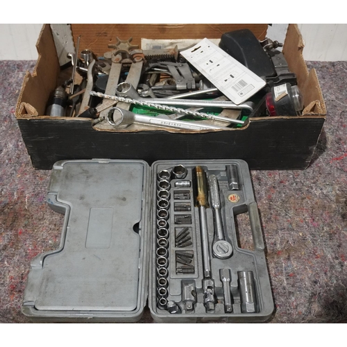 314 - Box of hand tools, socket set etc