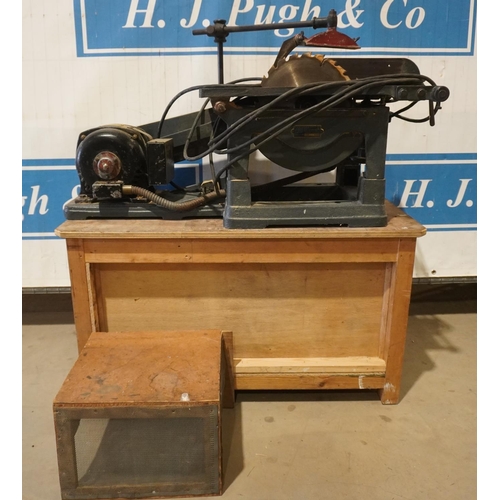 573 - Auto memota table saw on base