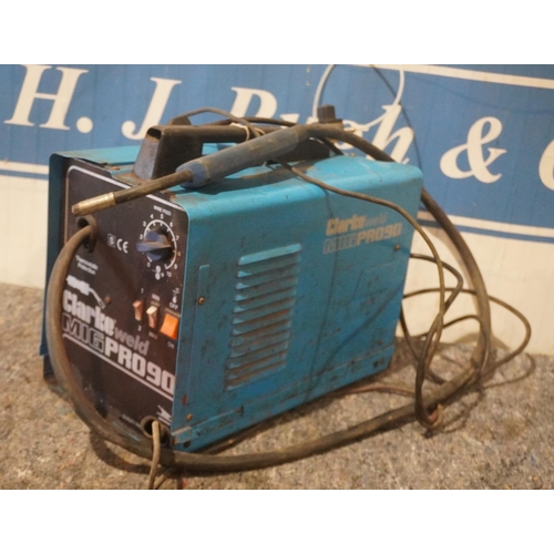 598 - Clarke MG pro 90 MIG welder