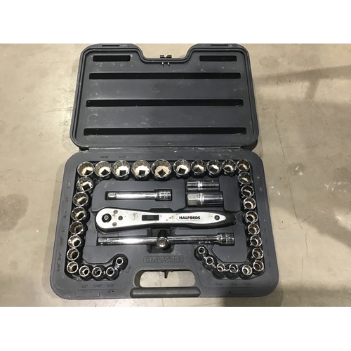 719 - Complete socket set