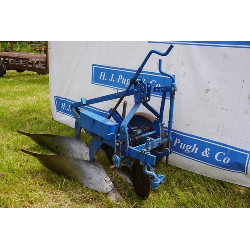 57 - Ransome TS59 match plough 2 furrow crosshaft, YL184 boards