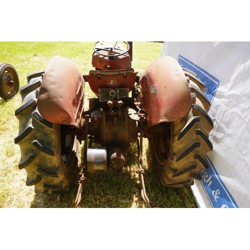 117 - Massey Ferguson 35 tractor orchard model. 1959.Two owners. Ex Guinness hop farm. Reg. RAP 91. Buff l... 