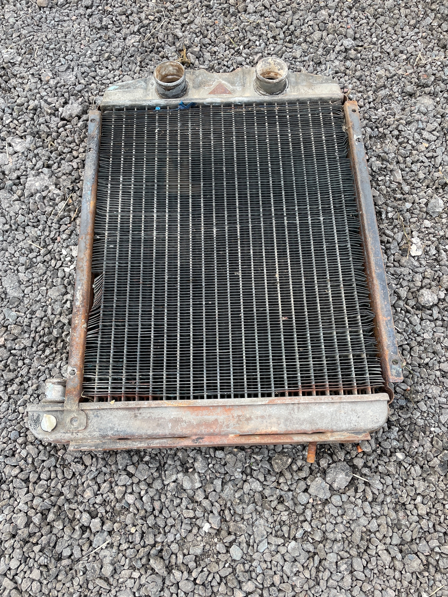 Fordson Super Dexta radiator