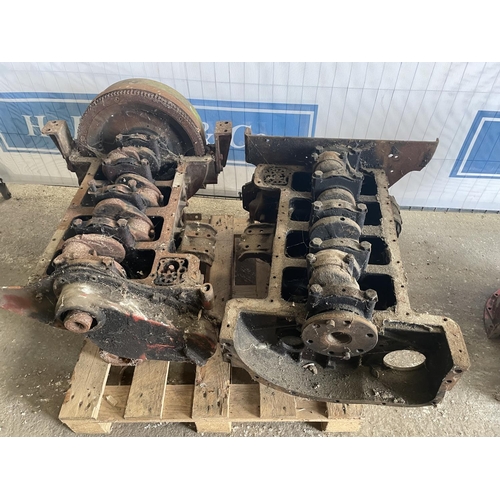 75 - Fordson Diesel Major short engines 2