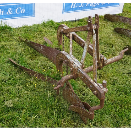 100 - Ferguson 2 furrow plough, long boards