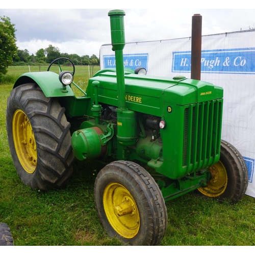 113 - John Deere model D tractor. Runs & drives well. SN.184887. Reg. LAS 881. V5