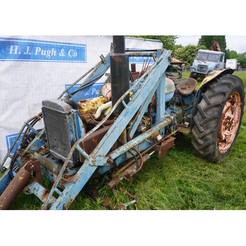 120 - Fordson Major tractor with Ford 6 cylinder diesel engine