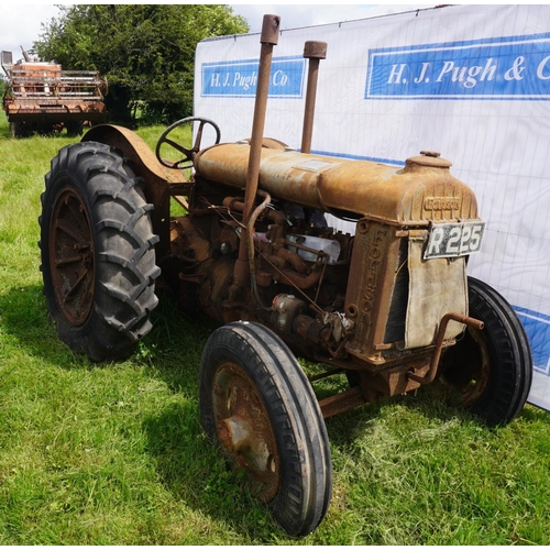 125 - Fordson Standard N tractor